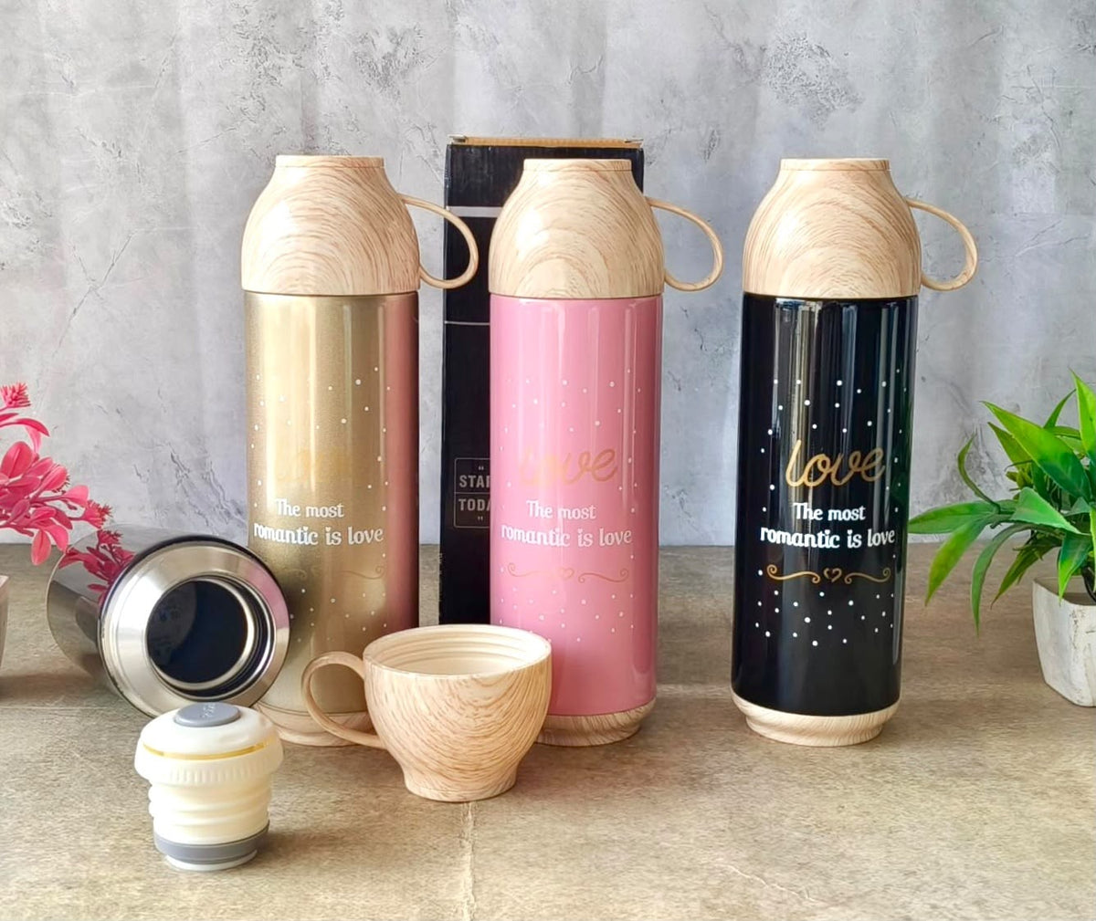 Kiwoo Love Glow Insulated Flask with cup