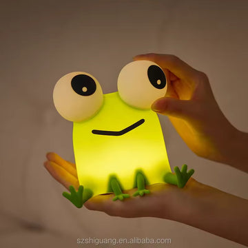 Kiwoo Frog Glow Silicone Night Lamp 🐸💚 - KIQOO