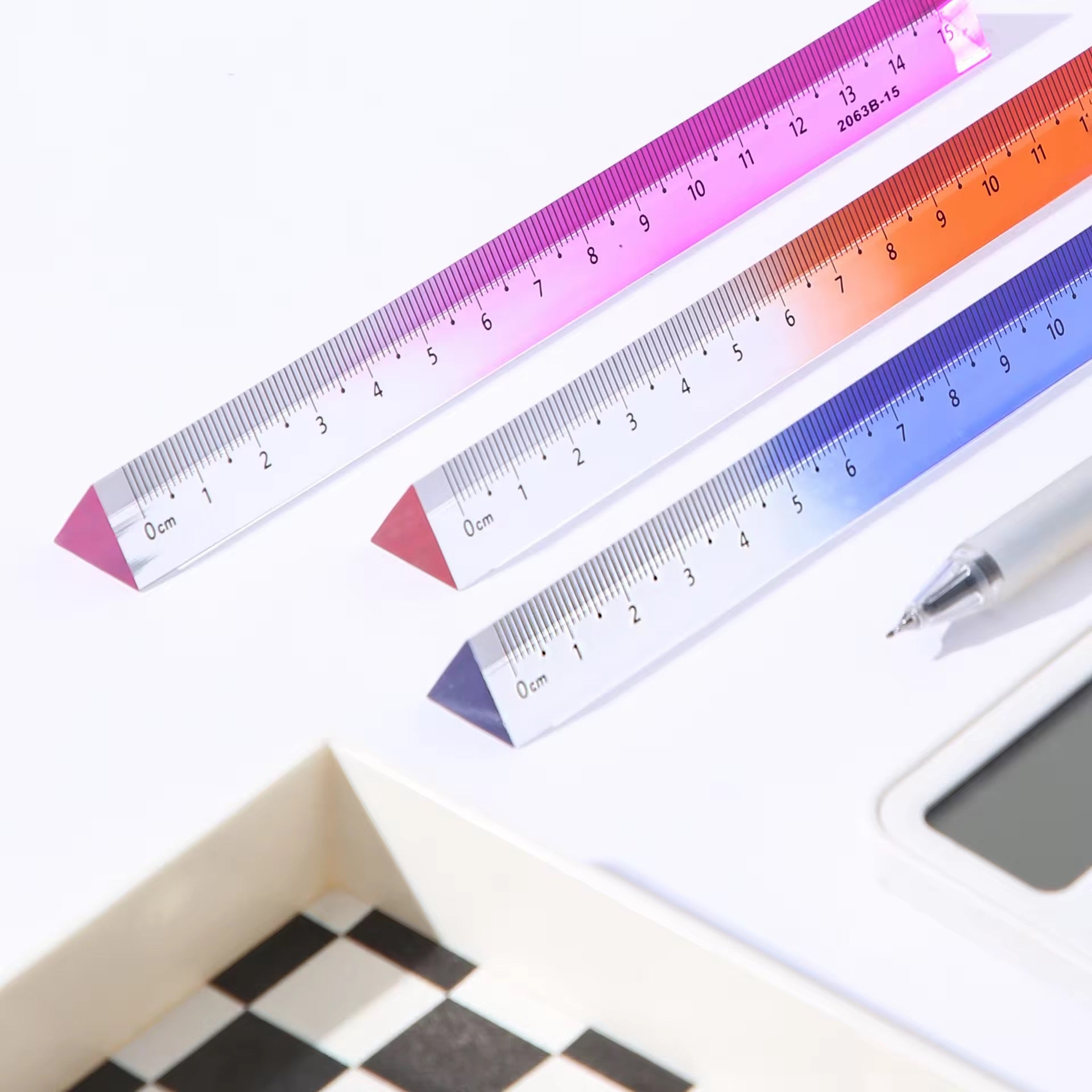 Kiwoo Crystal Ruler – Triangle Shape - KIQOO